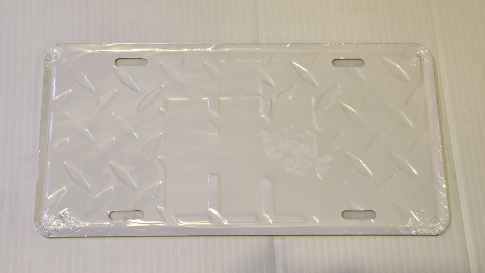 INTERNATIONAL HARVESTER TRACTOR STAMPED Metal License Plate AUTO TAG (NEW)