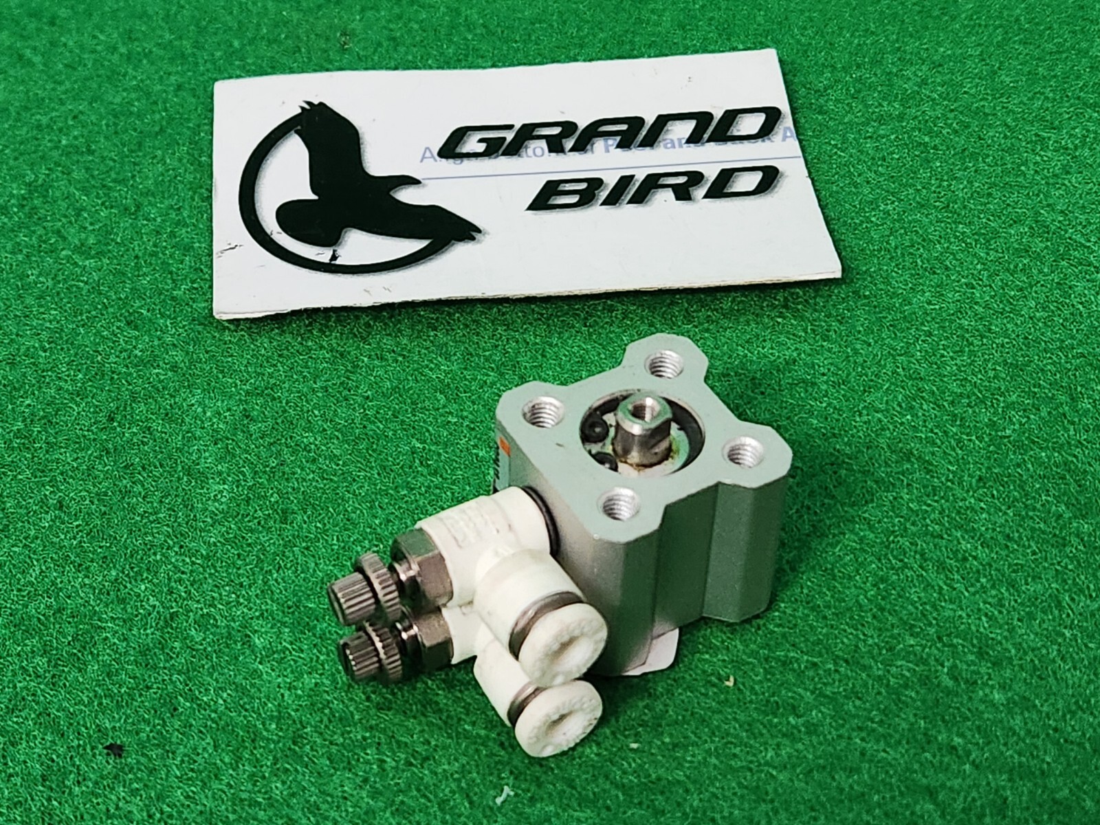 SMC CQ2A12-5D Cylinder, USED