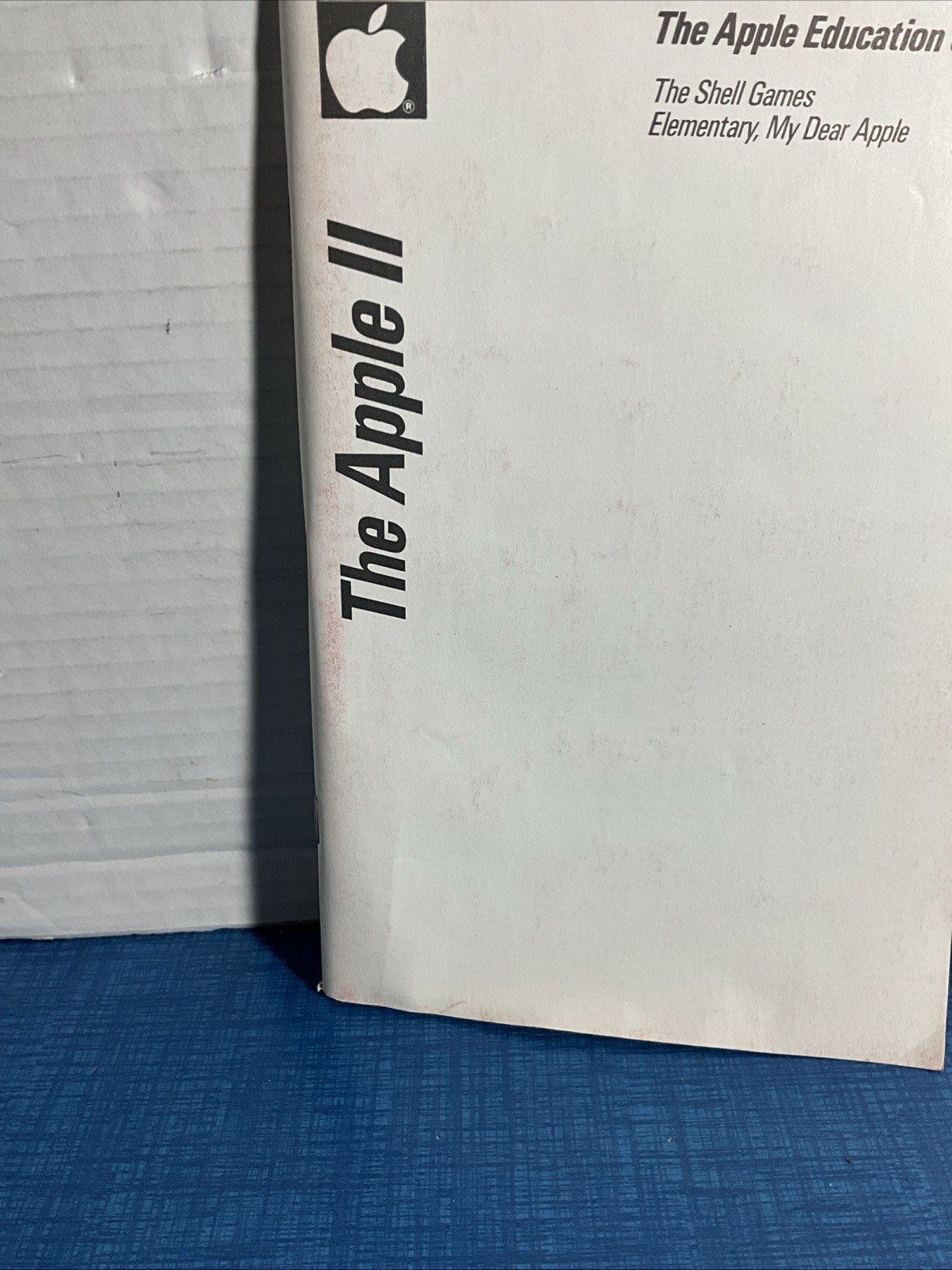 The Apple II - Apple Education Classics The Shell Games Elementary Dear Manual