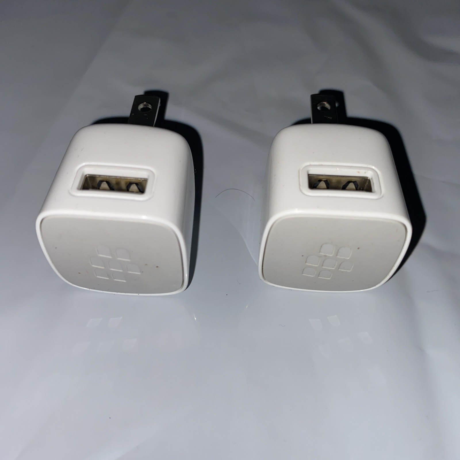 2 Pairs Blackberry RIM-C-0004ADUUS-001 USB AC Charger Adapter Power Plug - White