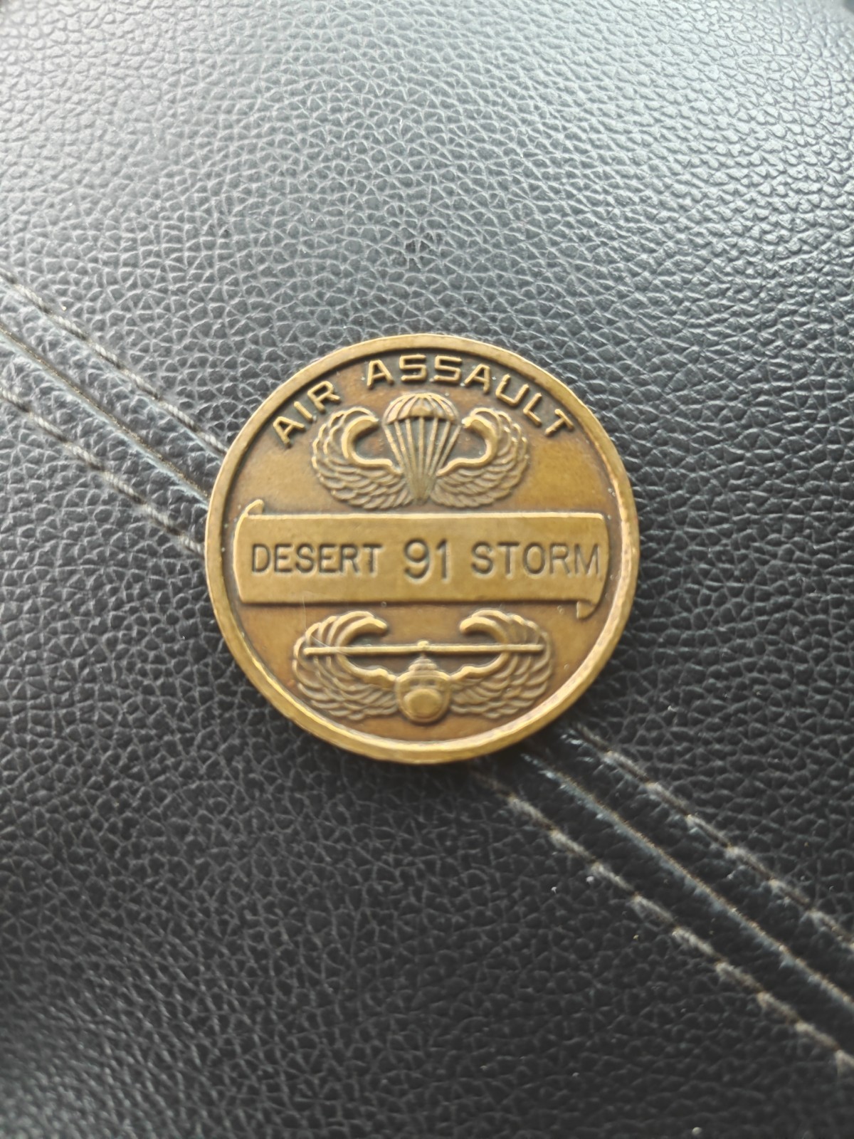 Vintage 1991 Desert Storm Army Infantry 101st Air Assault Soldier Challenge Coin