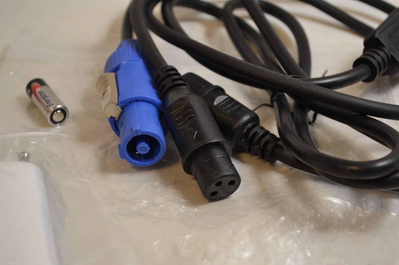 Cable Kit 3-pin with Digital Remote Controller