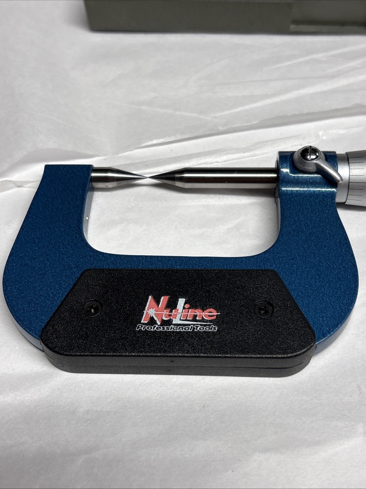 NULINE PRECISION 15° POINT MICROMETER 0-1" RANGE .001" GRADS W/case & Wrench