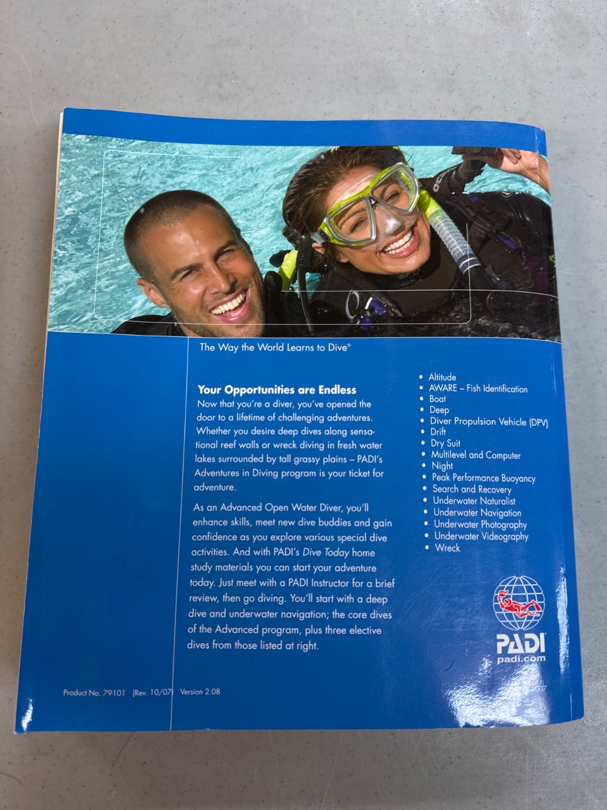 PADI Adventures In Diving Manual (10/07)