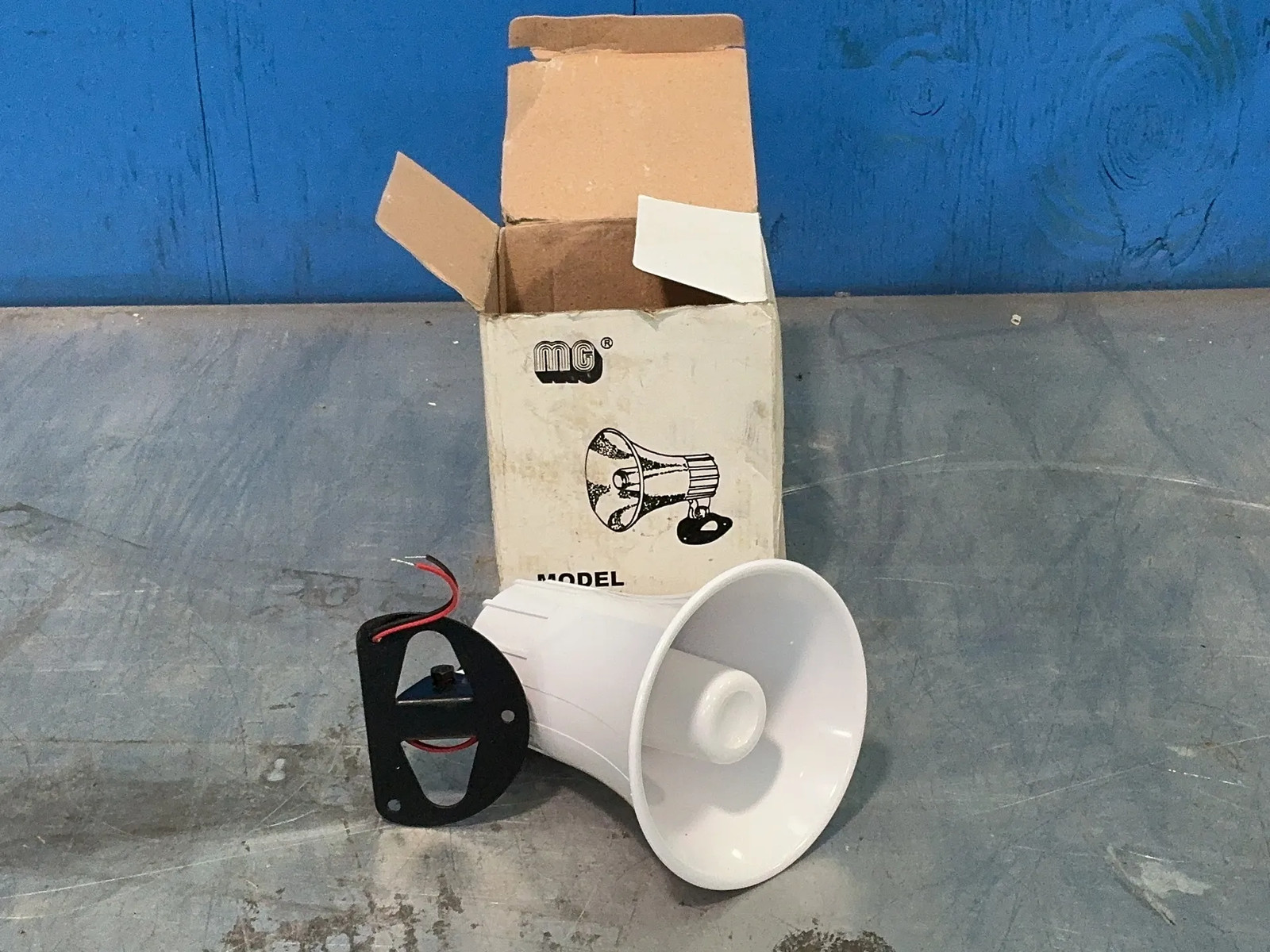 MG INDOOR/OUTDOOR PAGING HORN HS-5P
