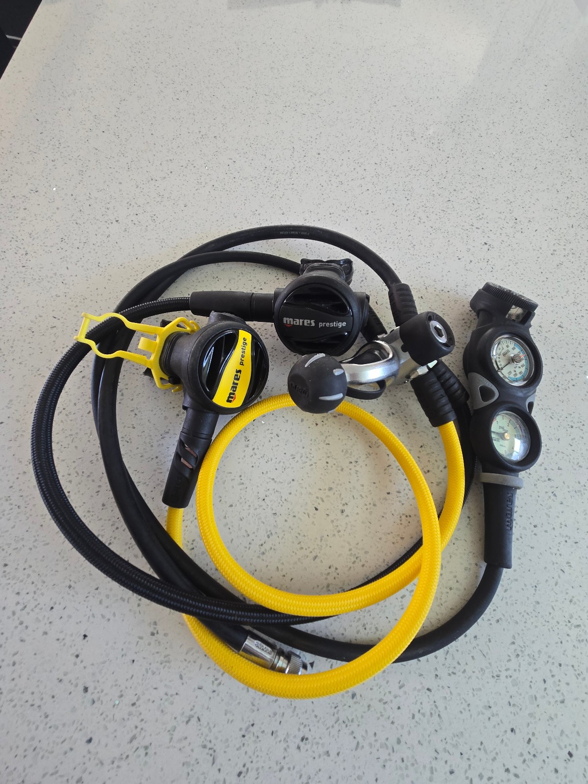 Mares Prestige 15X and Prestige Octopus Dive Regulators & M3 Guages