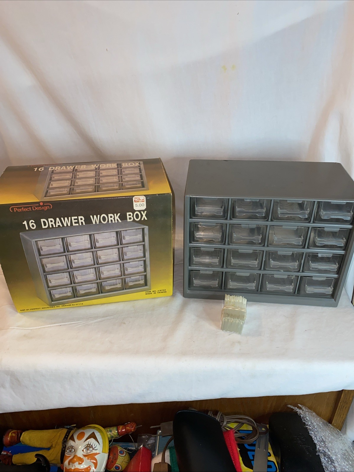 Vintage Gray Drug Store 16-Drawer Plastic Drawer Storage Cabinet Organizer New