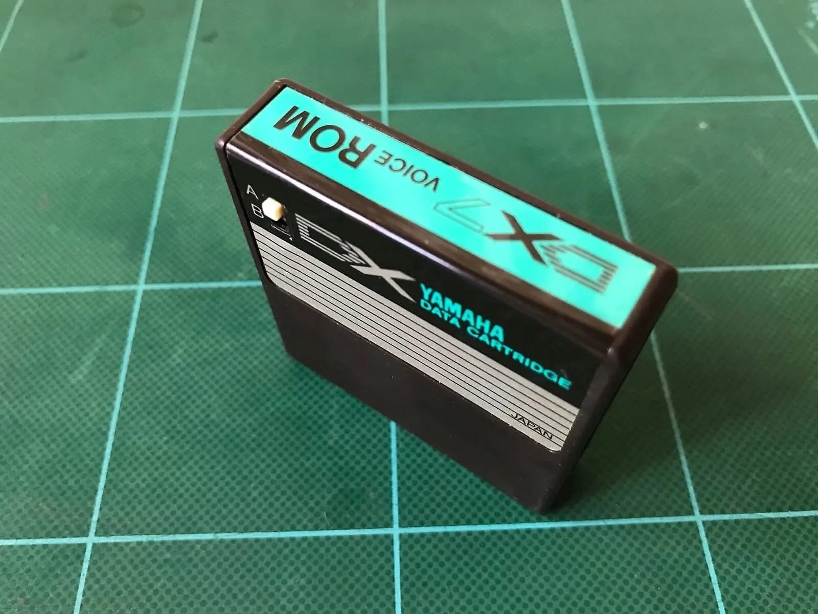 YAMAHA DX7 VOICE ROM #2 Cartridge