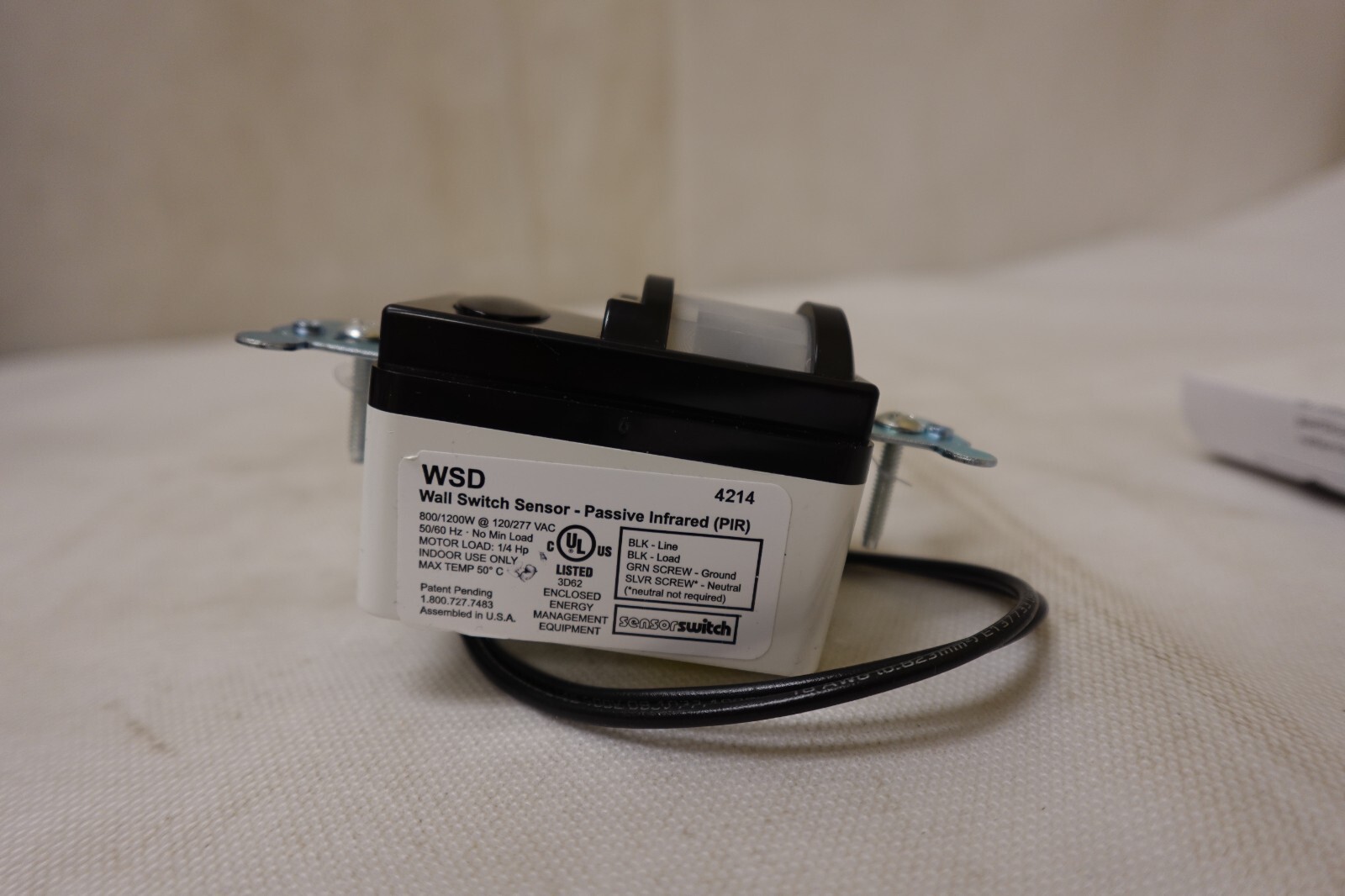 Acuity Sensor Switch - PIR Motion Detector Wall Decorator Switch WSD BK (Black)