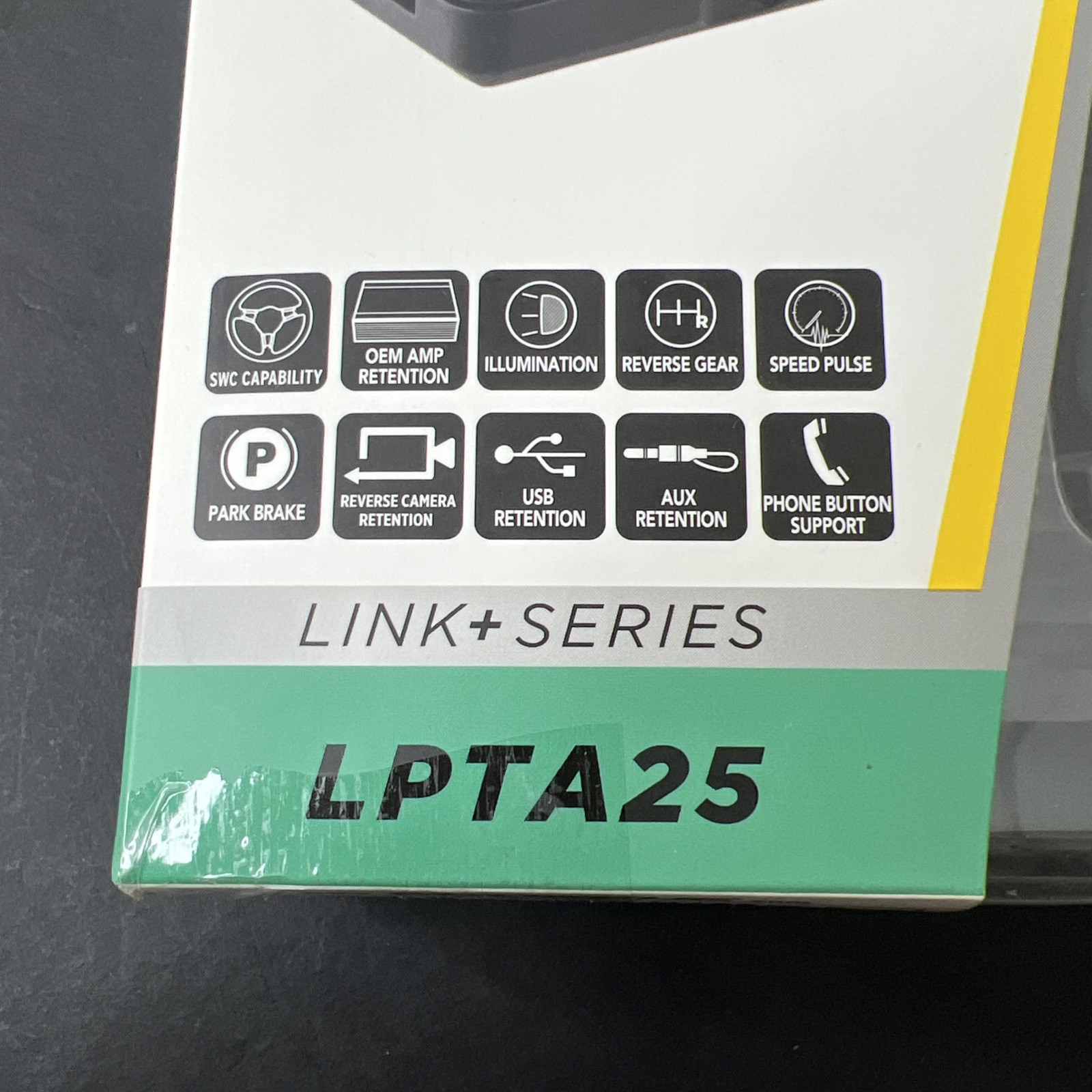 Scosche LPTA25 2005-2011 Toyota Amp'Ed Link & Interface
