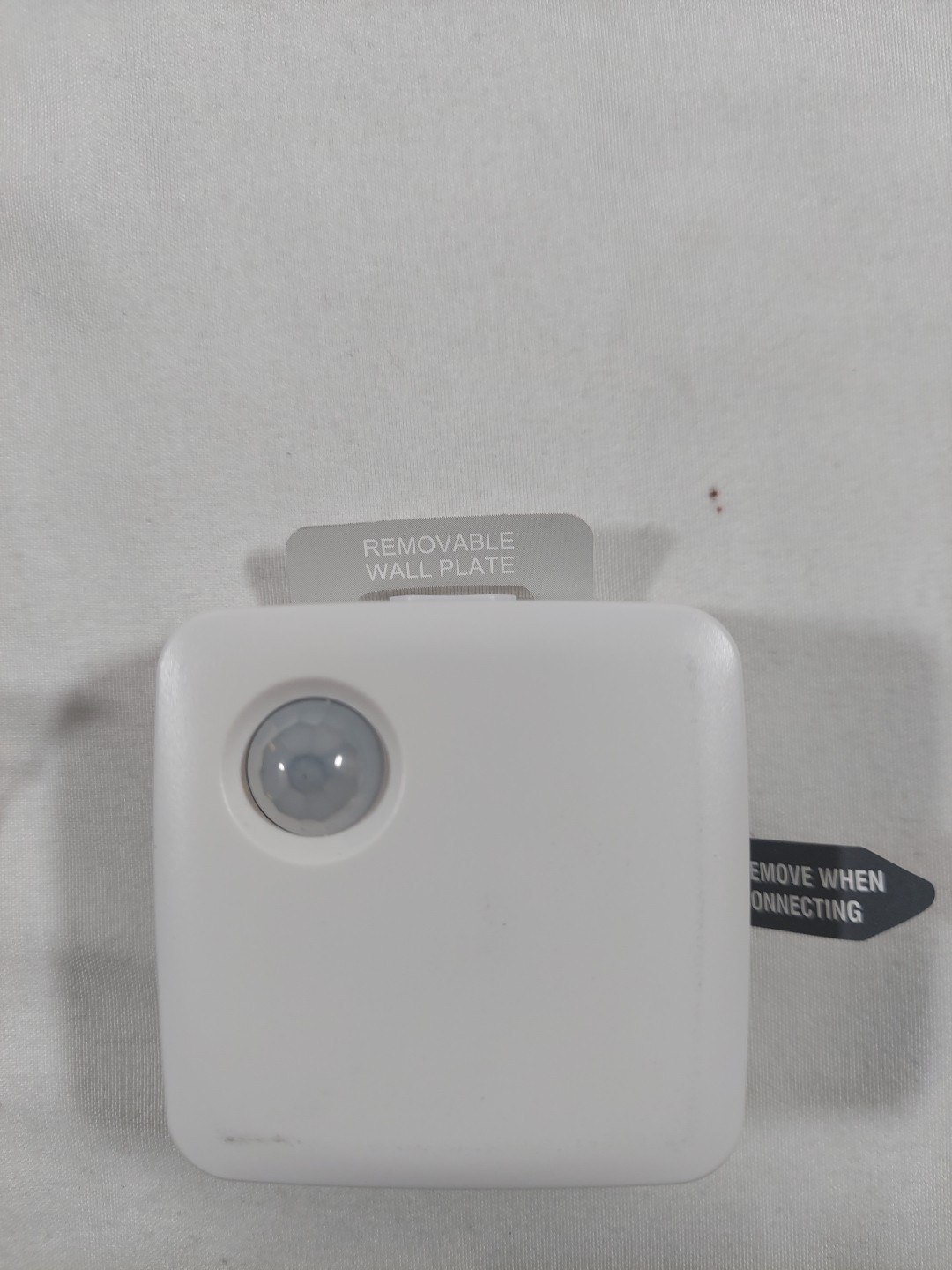 Samsung SmartThings Motion Sensor F-IRM-US-2 Open Box