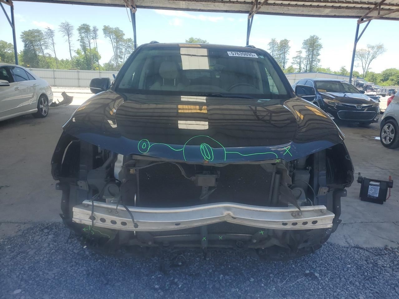 MDX 2017 Glove Box 4694809