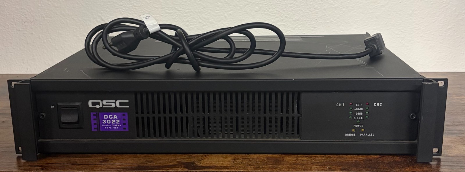 QSC DCA 3022 Amplifier (Sold As Is)