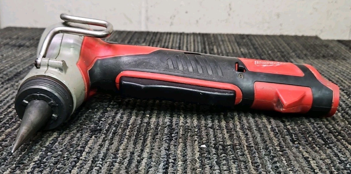 Milwaukee Tools 2432-22 M12 Cordless Proplex Expansion Tool Kit