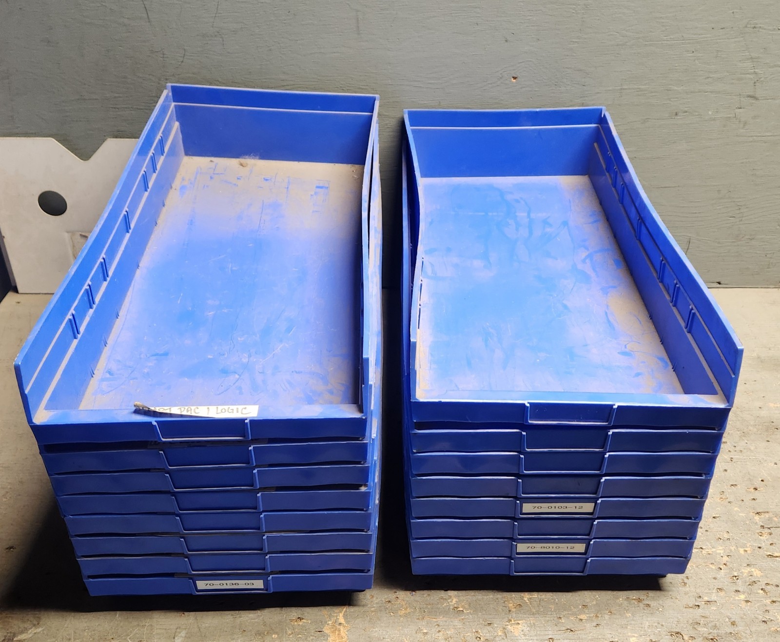 (Lot of 4) Akro Mils 30-174 Storage Bins BLUE L: 23.625" W: 11.125" H: 4" 30174