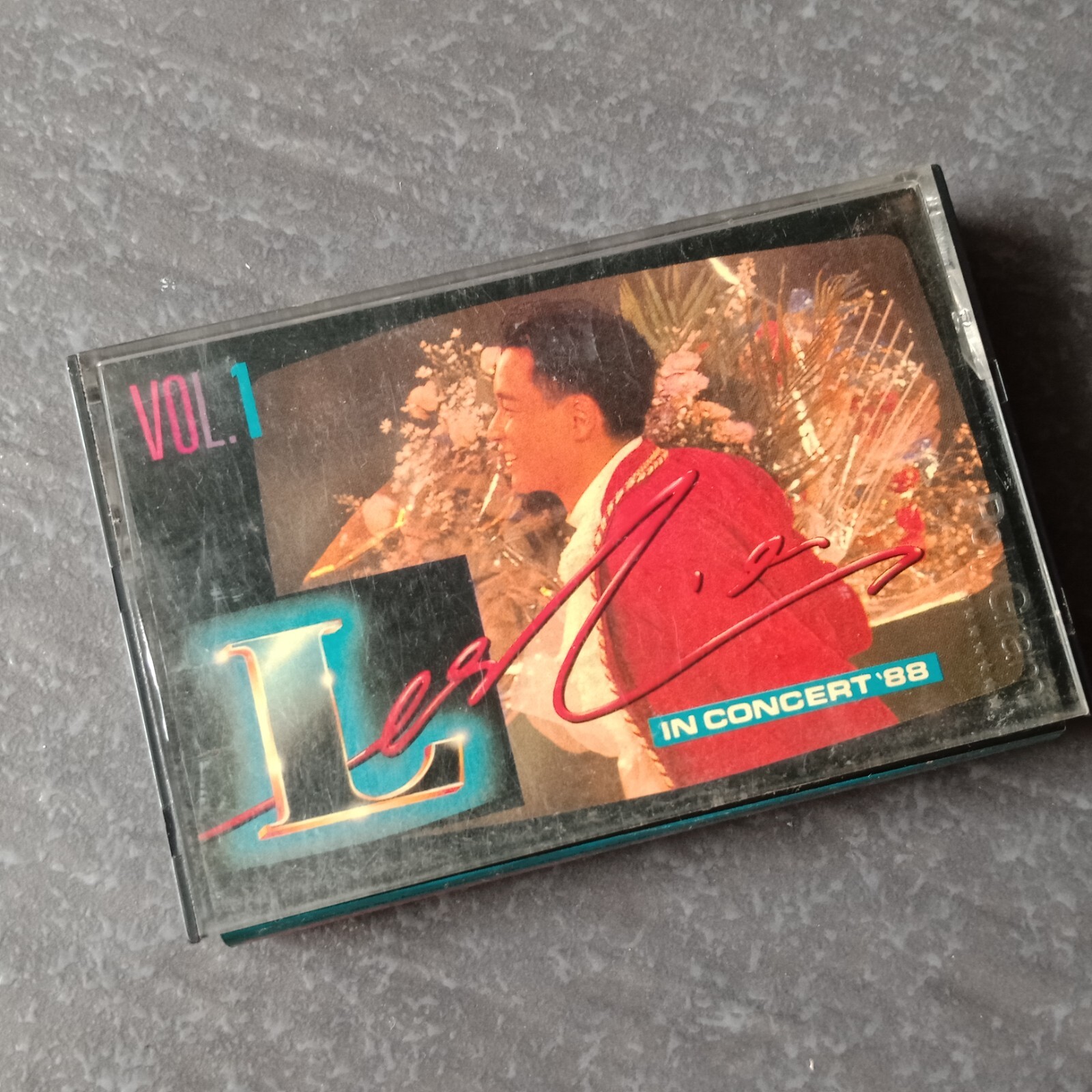 B- Leslie Cheung 张国荣 =In Concert 88= 马来西亚版 磁带 Malaysia Cassette