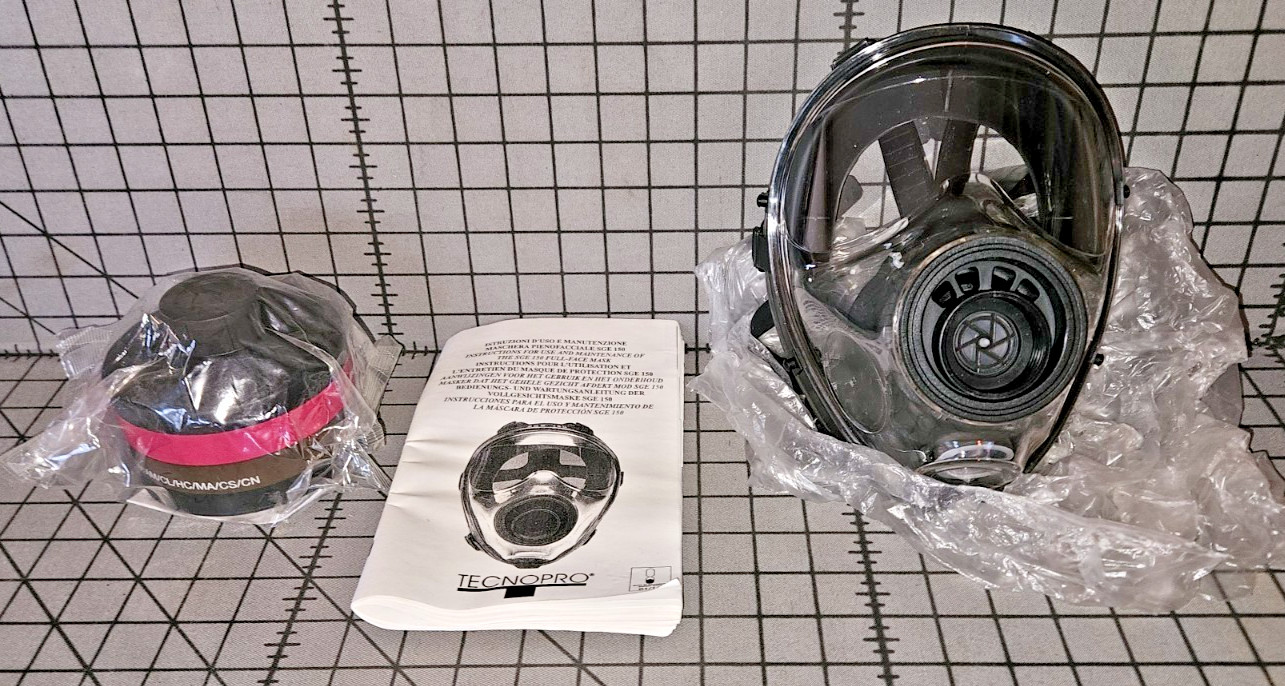Unused New TechnoPro SGE-150 Full Face Gas Mask w/ M95 Filter + Instructions