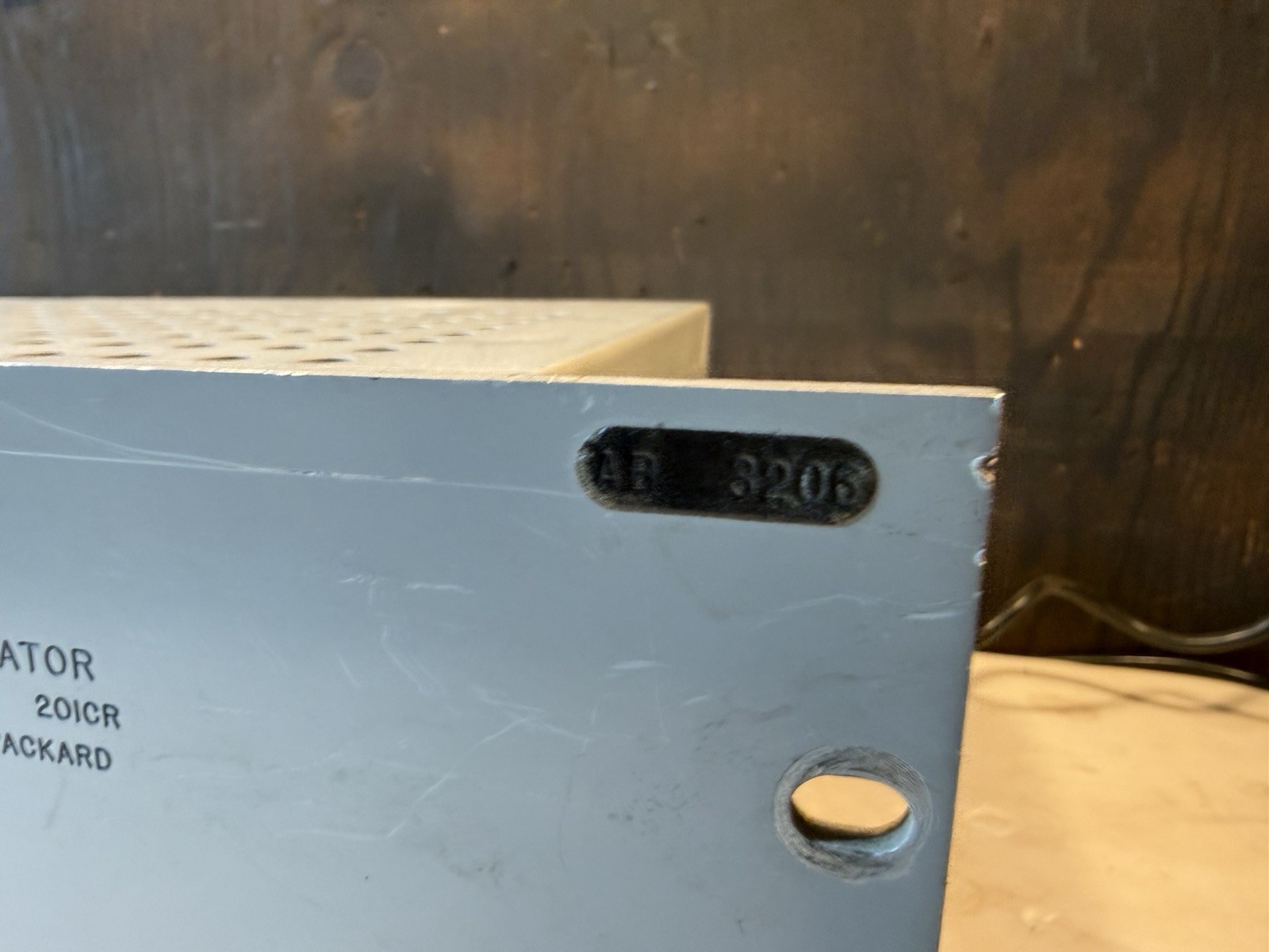 HP 201CR AUDIO OSCILLATOR