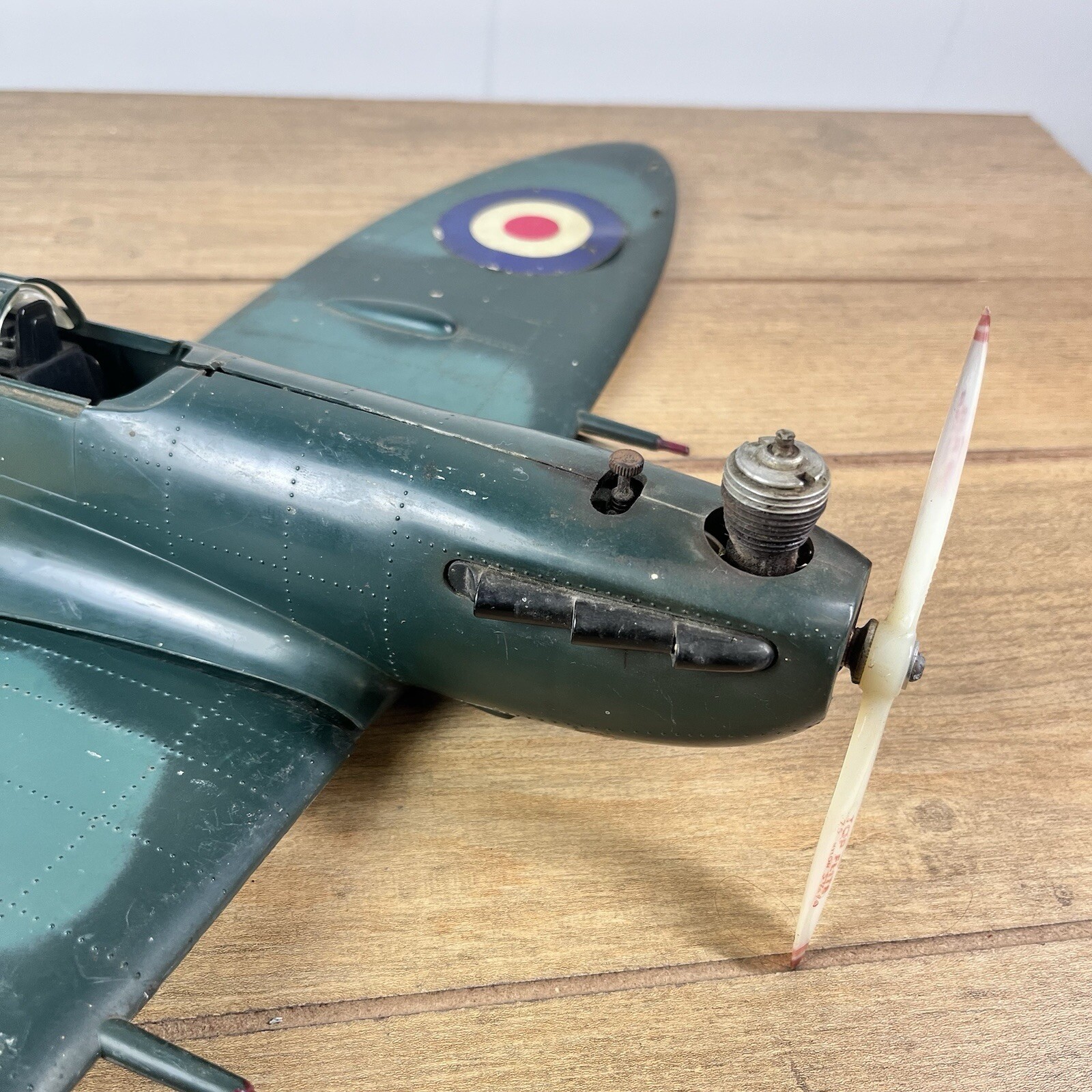 Vintage Cox Thimble Drome Spitfire #7800 RAF Gas Engine Model Tether Airplane