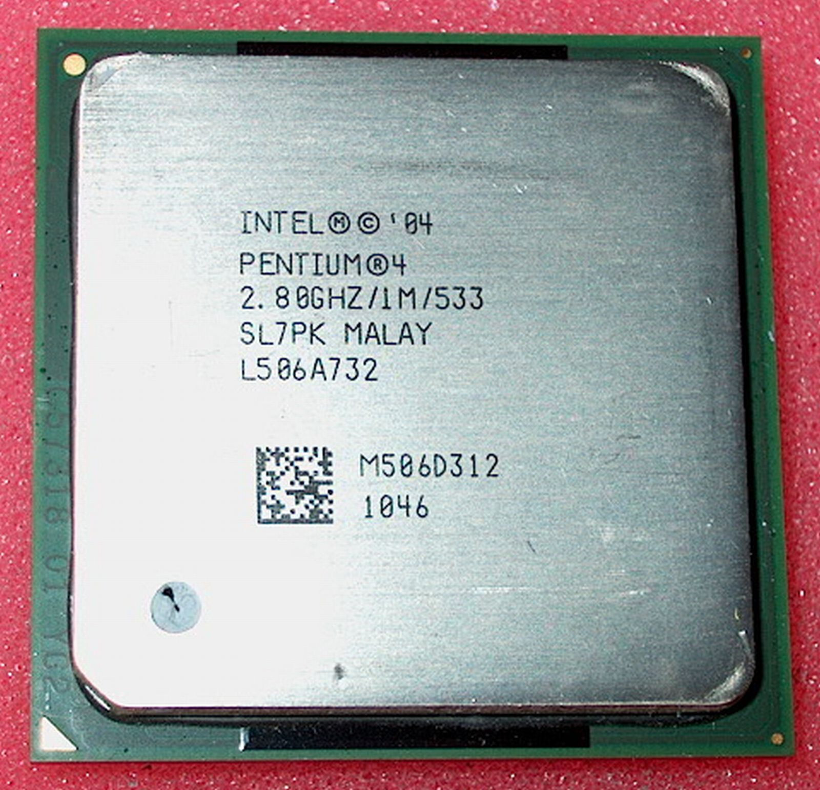 INTEL PENTIUM 4  2.8 GHz PROCESSOR, 533 MHz BUS, SL7PK, SOCKET 478, US SELLER
