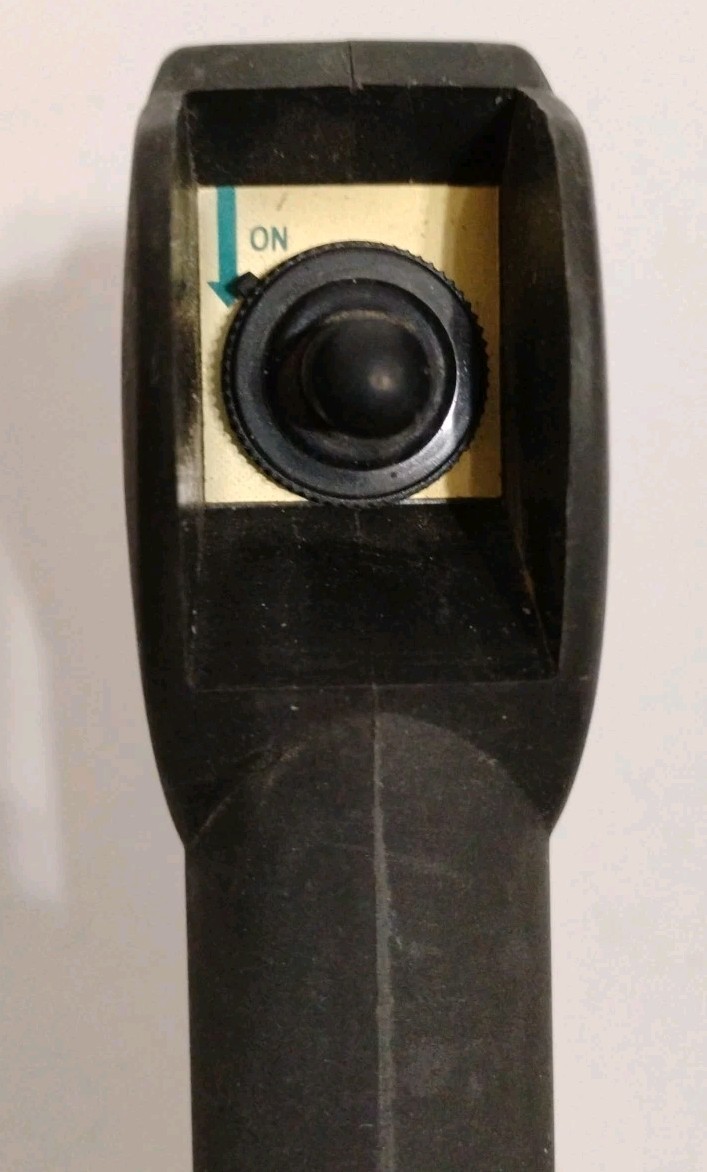 Elusive Wildlife Road Feeder Hand Control 8211 Replacement Remote Switch TESTED