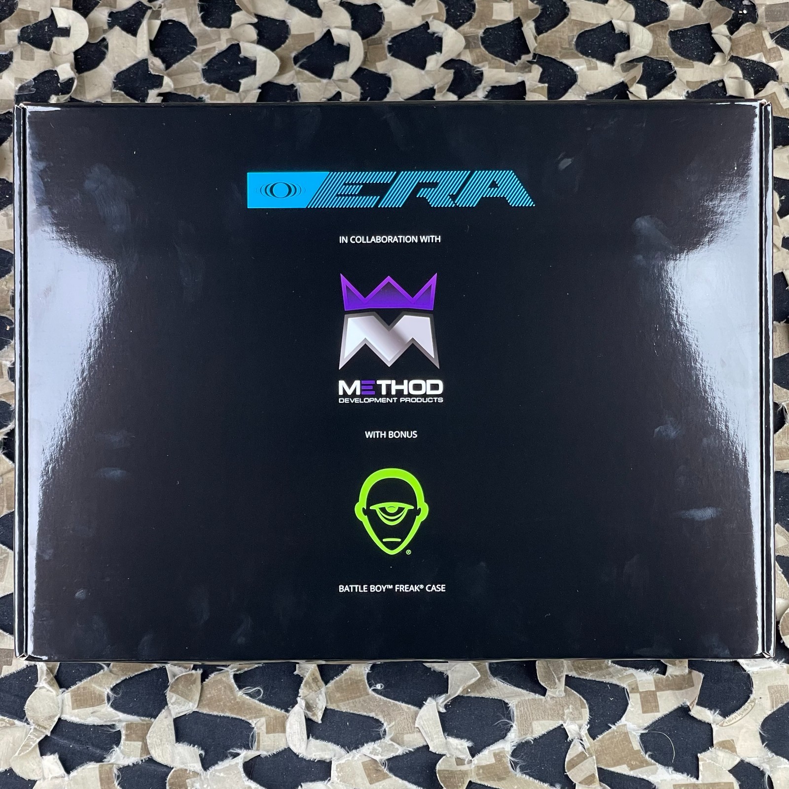NEW Method DLX Shocker Era Paintball Gun - White/Black