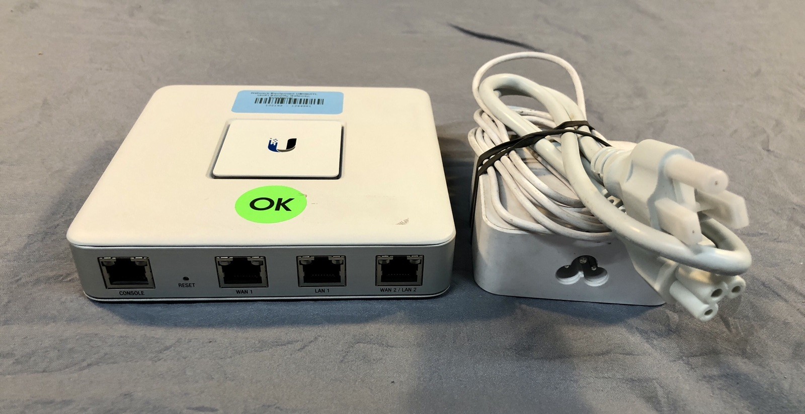 Ubiquiti UniFi Security Gateway (USG) Router/Firewall w/ Power Adapter – Tested