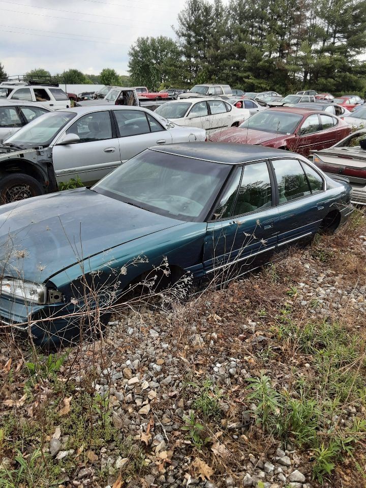 Chassis ECM Body Control BCM Behind Glove Box Fits 96-99 BONNEVILLE 311362