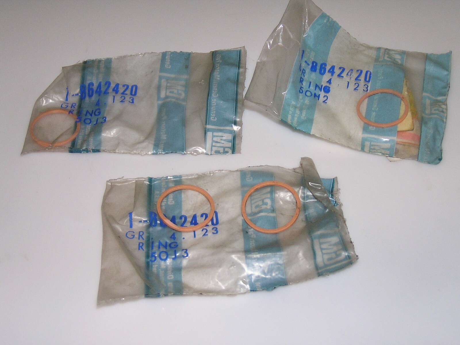 4 NOS GM 8642420 Automatic Transmission Sealing Ring rings