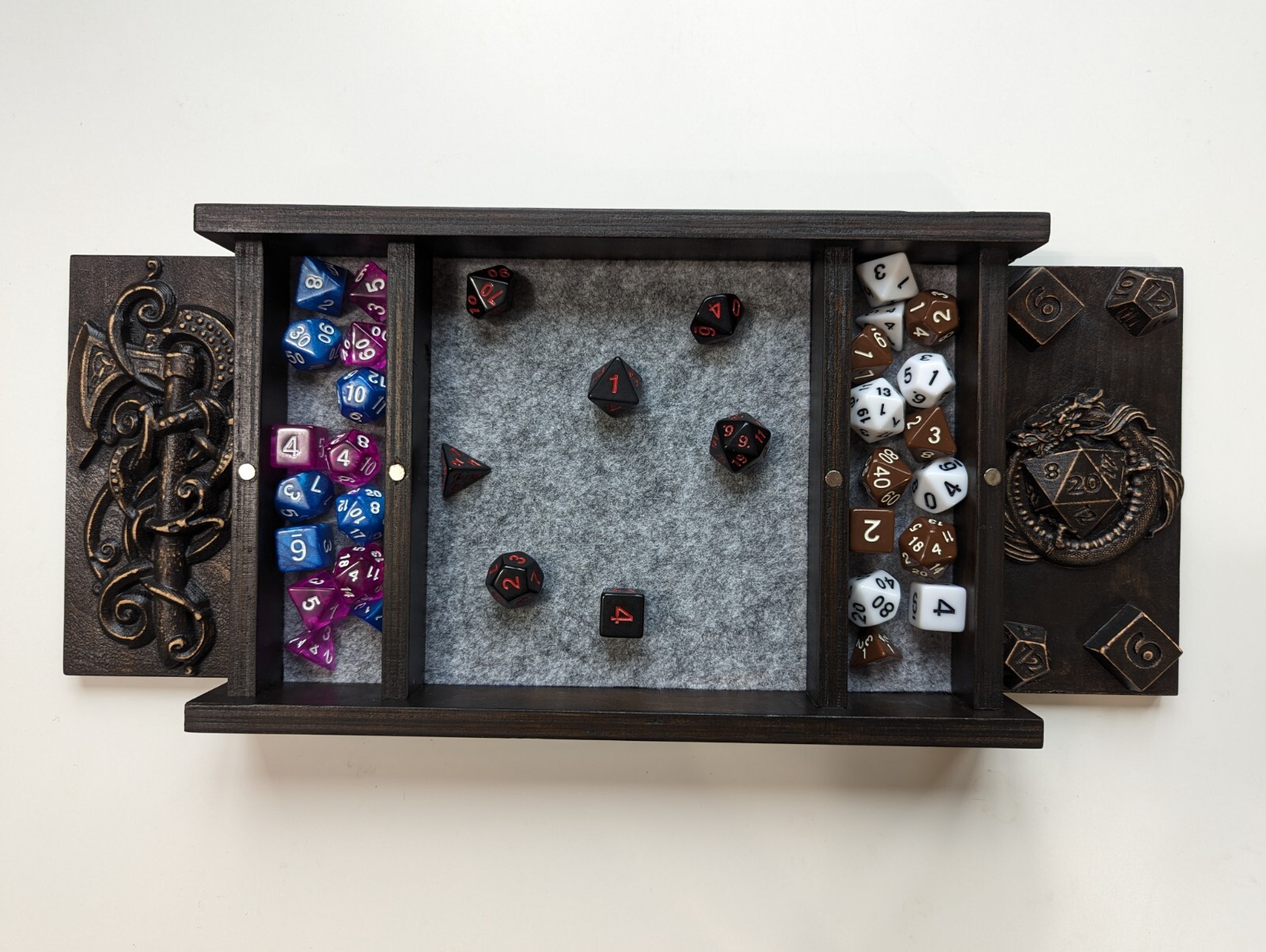 Dice tray Dice holder | Many felt colors | Dice box | Perfect Gift for D&D Fans