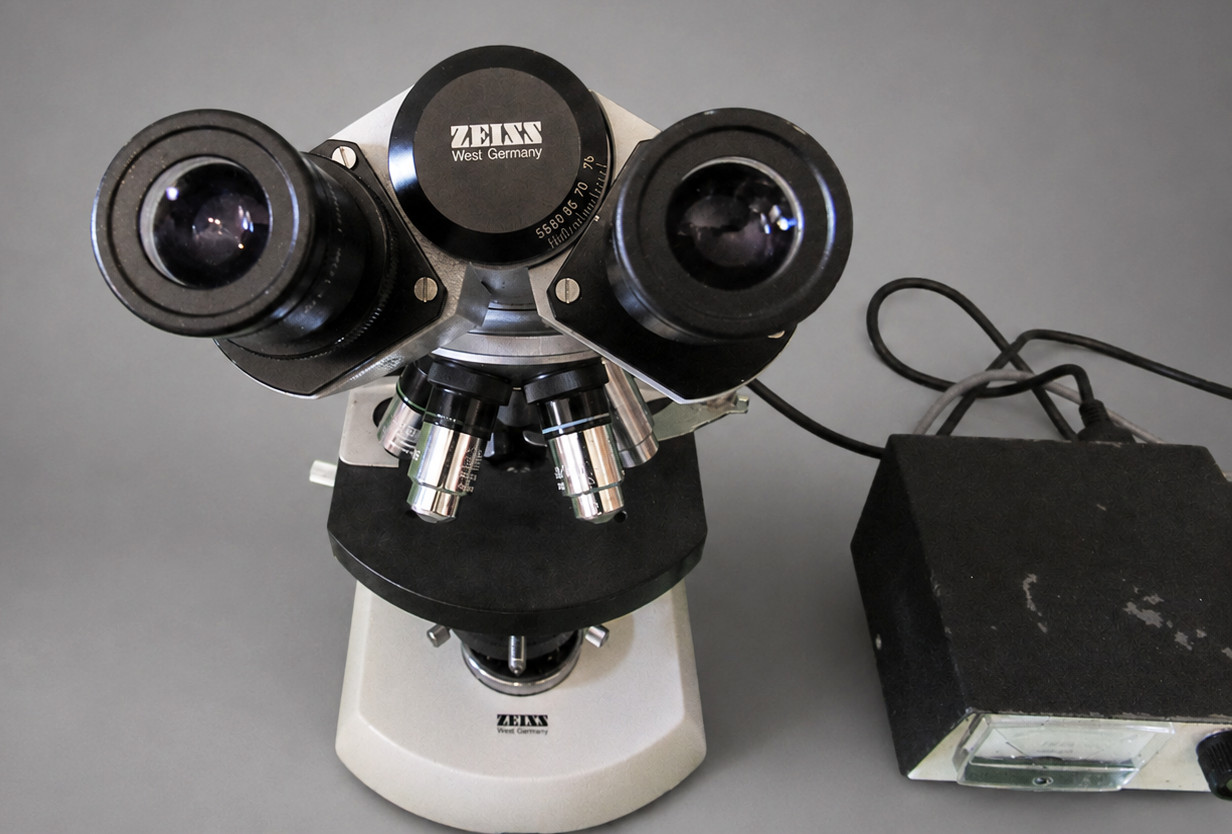 Carl Zeiss Standard 18 Compound Binocular Microscope 5 Objectives Tested
