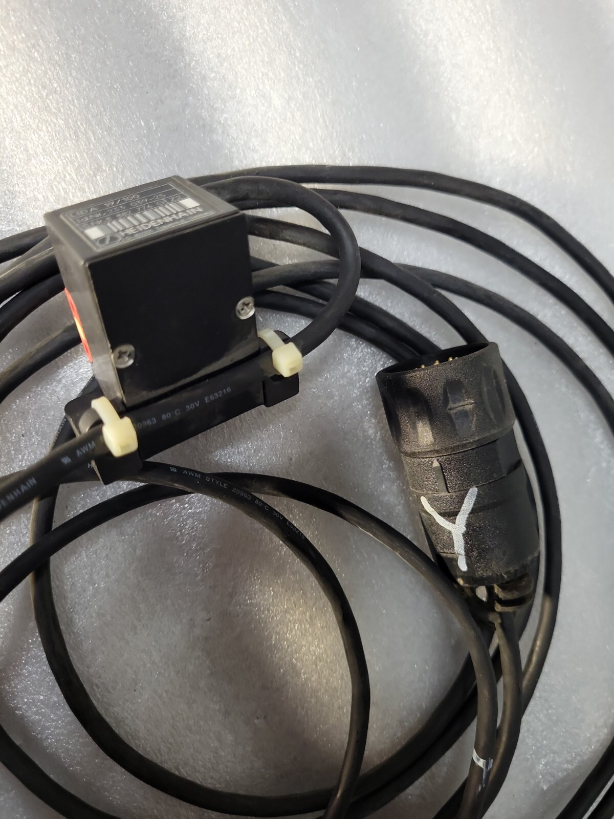 Heidenhain 233 039 25 Linear Encoder Universal Instruments GSM Y Axis Encoder