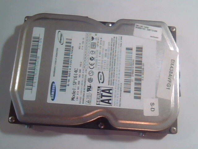 Hard Disk Drive SATA Samsung SpinPoint SP1614C 1176J1FY514798 350389-001 RevA