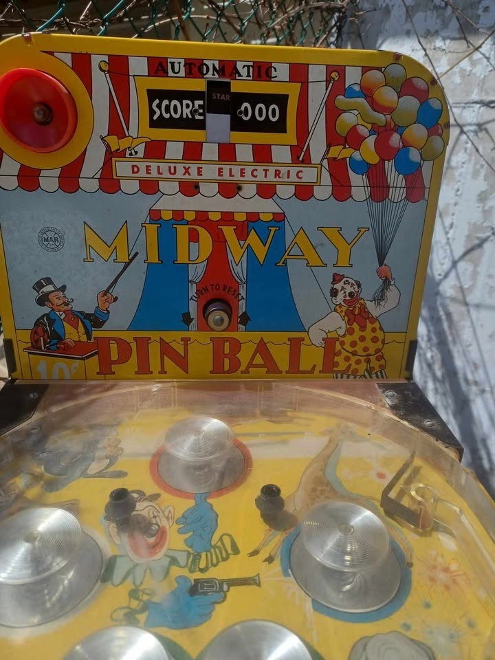Vintage Marx Deluxe Midway Pinball Machine