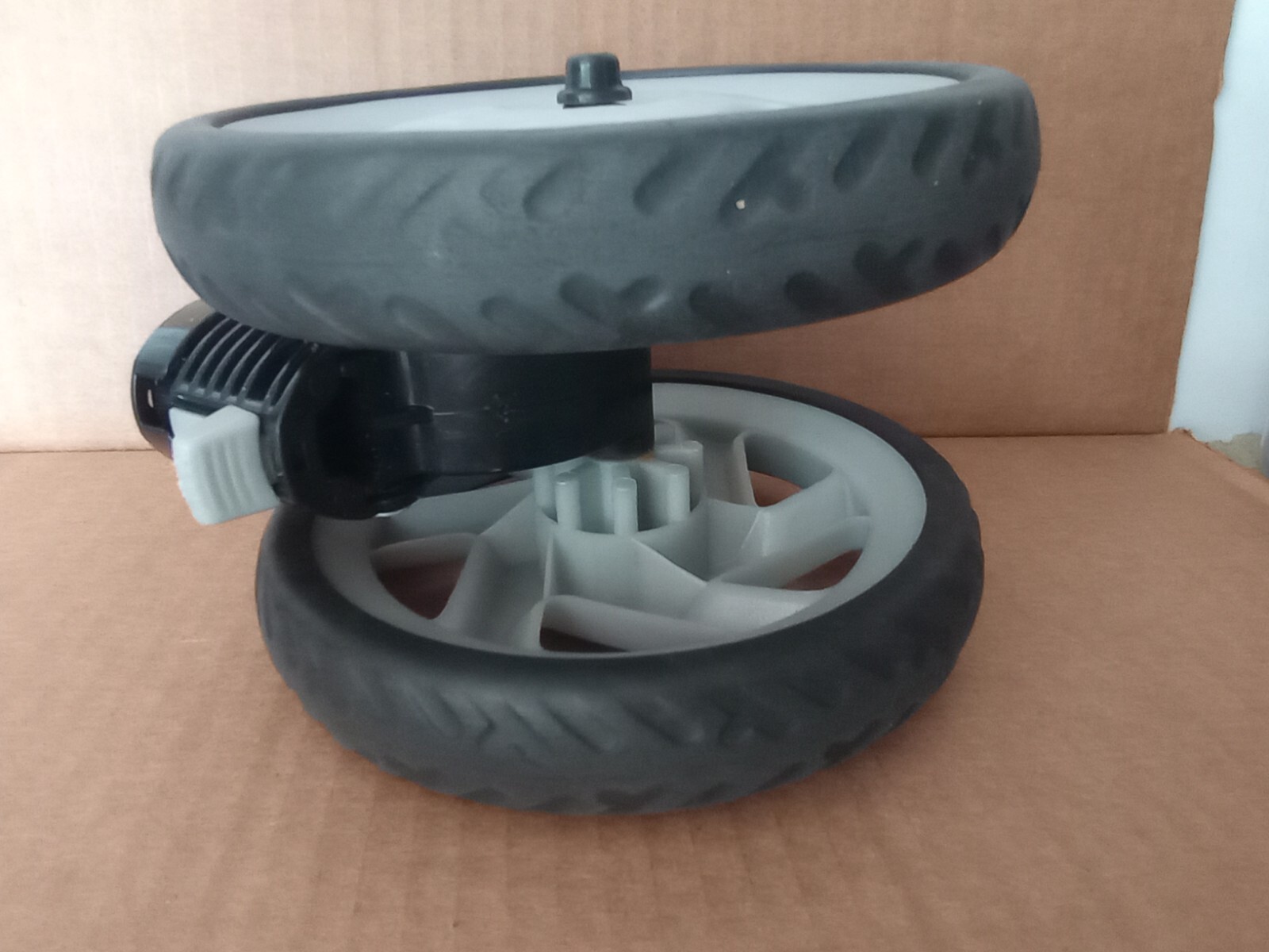 Graco Literider classic connect stroller front wheel. Size 6 1/2"