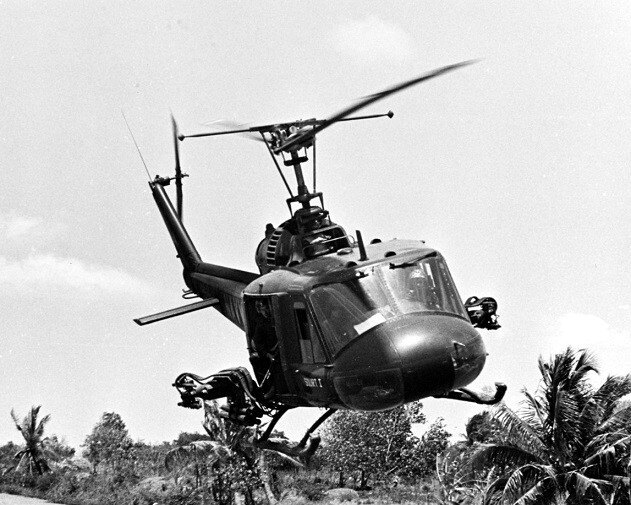 Huey UH-1 Helicopter GunShip escort River Patrol Boat 8x10 Vietnam War Photo 733