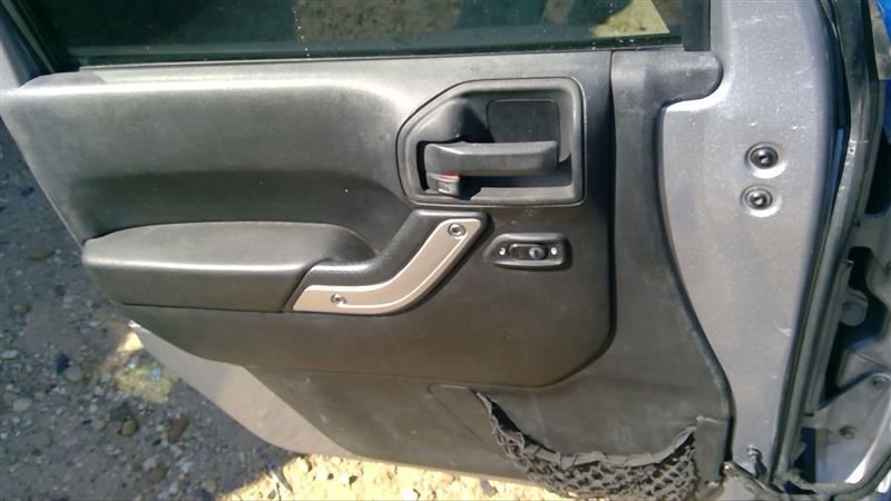 WRANGLER 2013 High Mounted Stop Light 694570