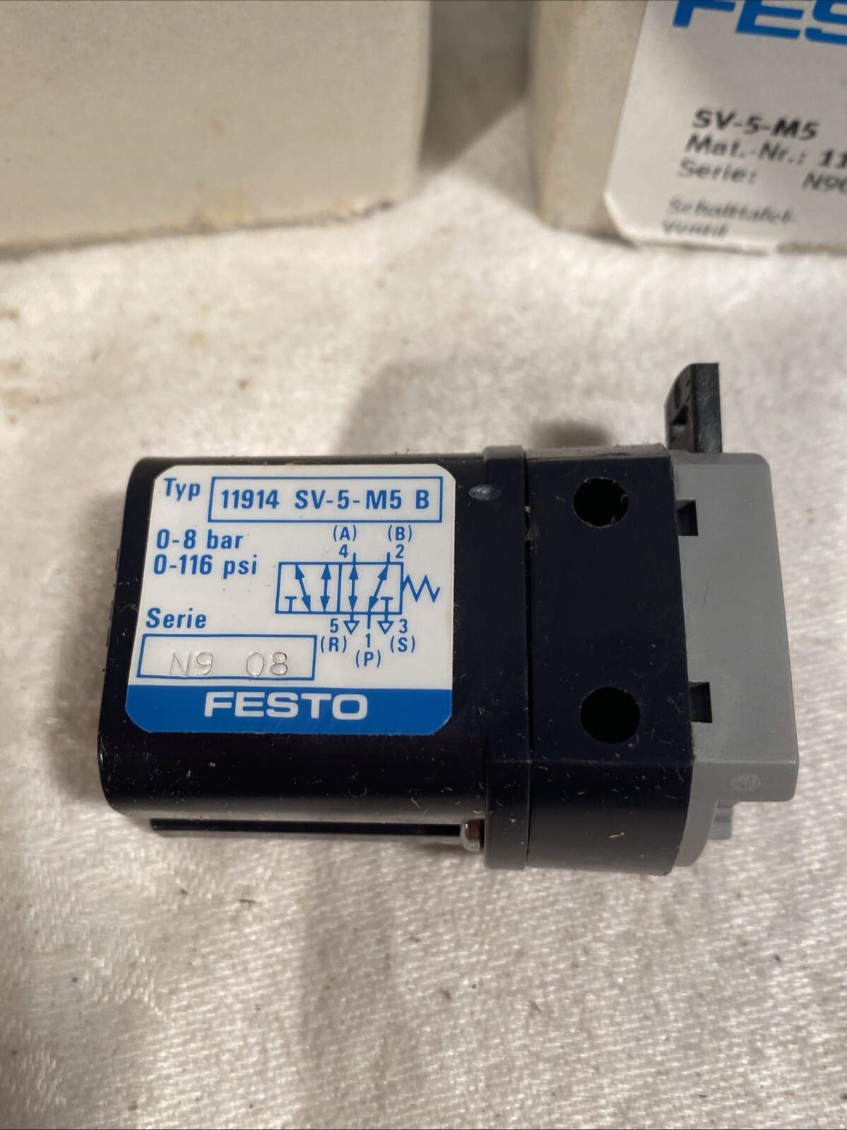 New In Box FESTO SV-5-M5-B Front Panel Valve N908