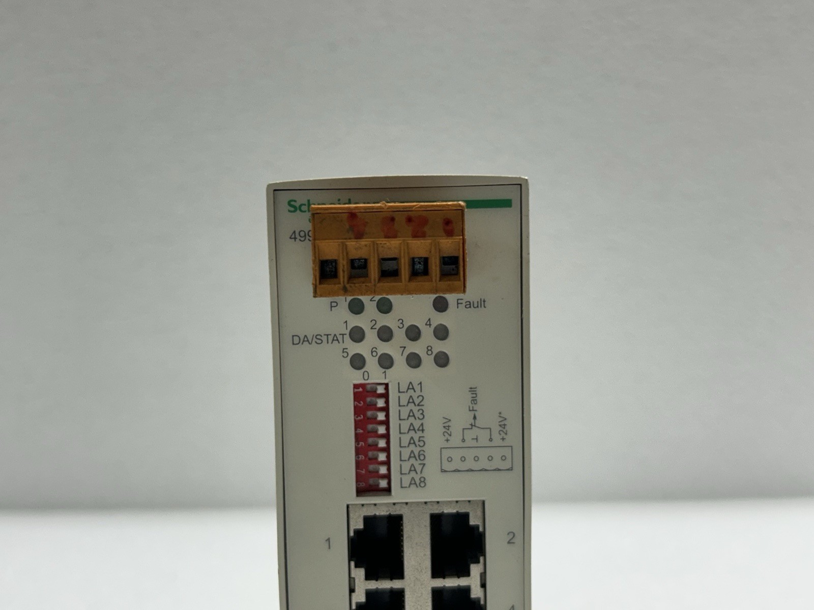 Schneider Electric 499NES18100 Ethernet Cabling System
