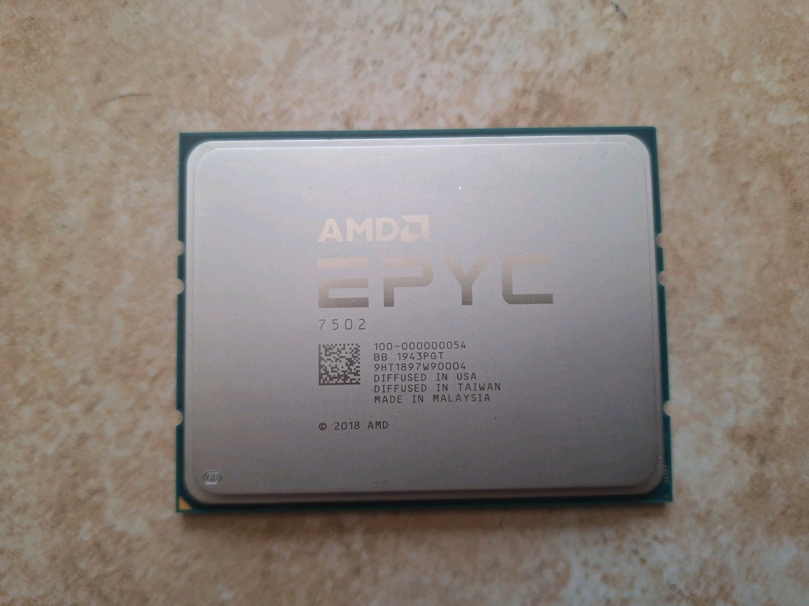 AMD EPYC 7502 2.50GHz 32-Cores 128MB Socket SP3 CPU Processor 100-000000054