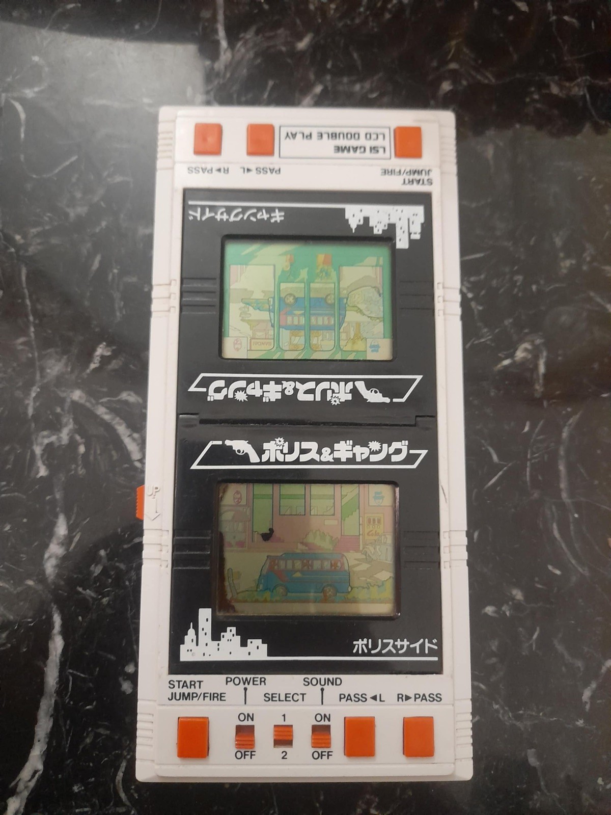 LSI BANDAI ELECTRONICS LCD DOUBLE PLAY POLICE & GANG MADE IN JAPAN 1984
