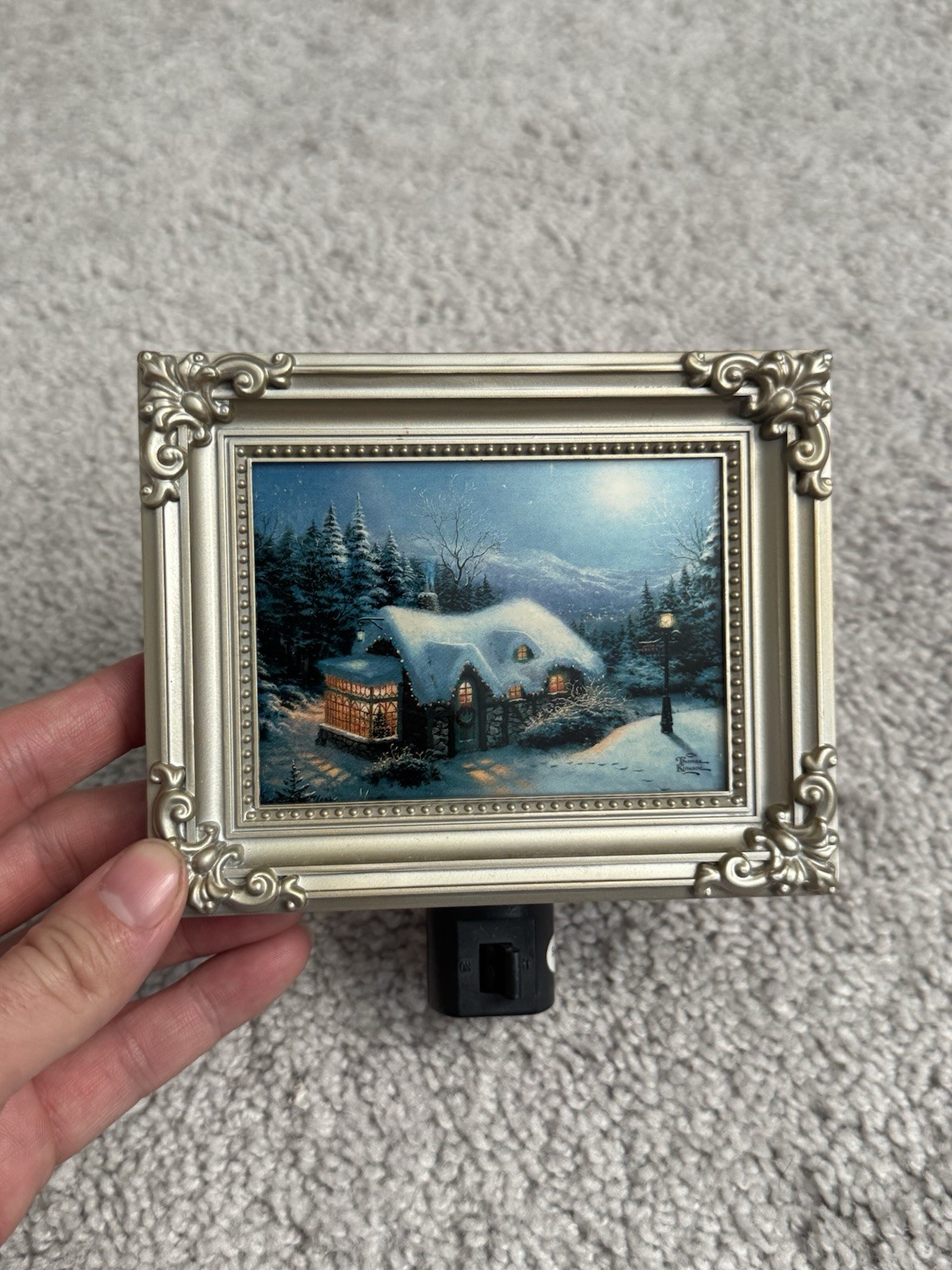Vintage 2000 Thomas Kinkade Silent Night Nightlight