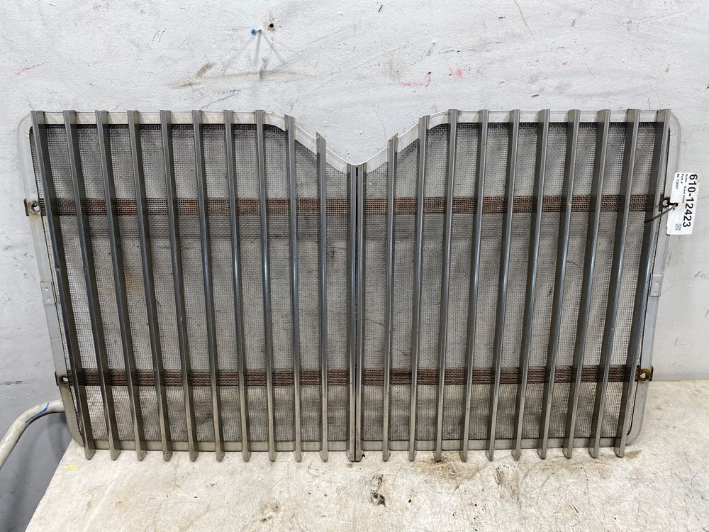 2007 International 9200 Grille 3566927C91 (610-12423)