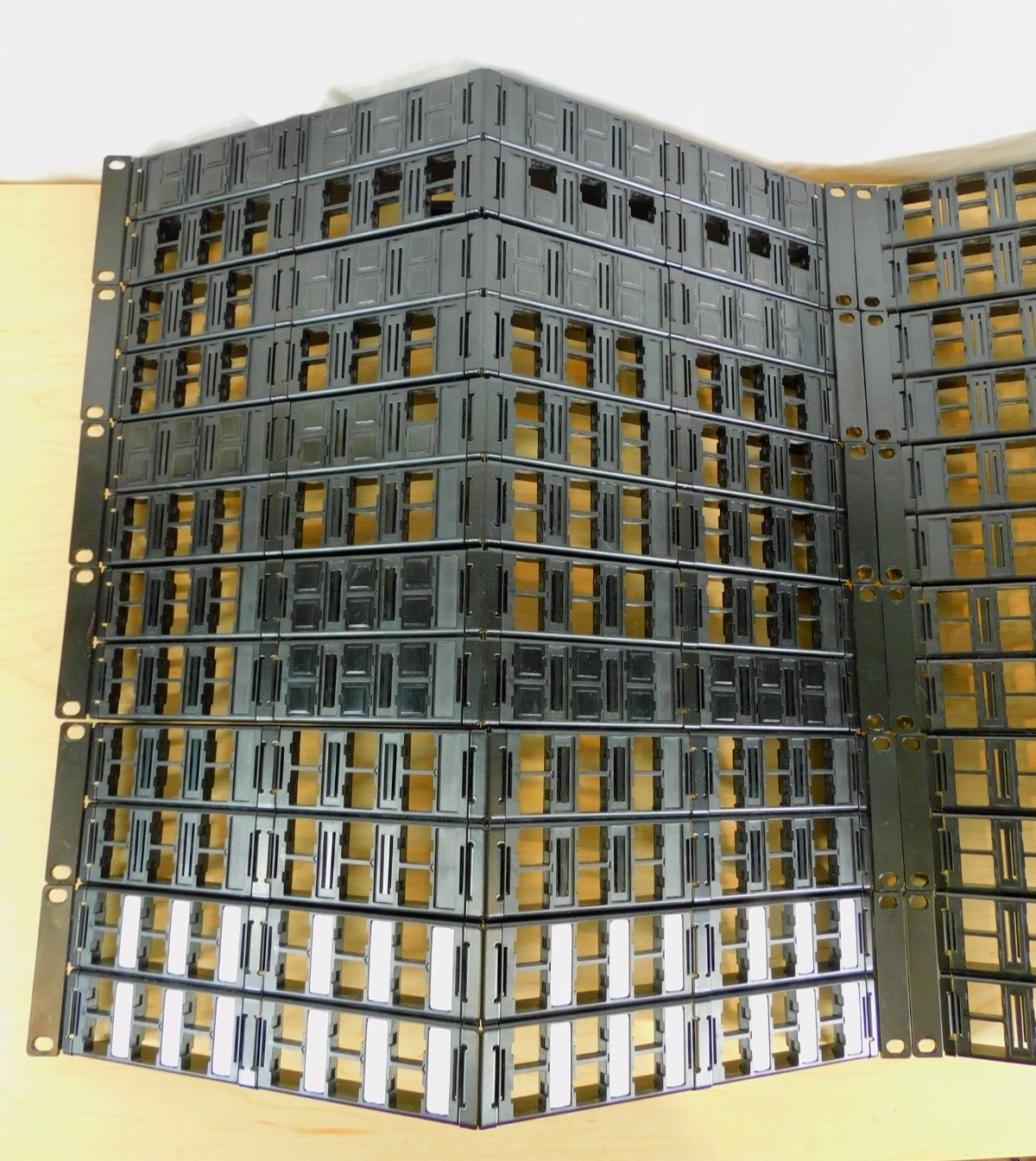 760207308 CPPA-UDDM-M-2U-48 Angled CommScope Patch Panels UNLOADED - LOT OF 12