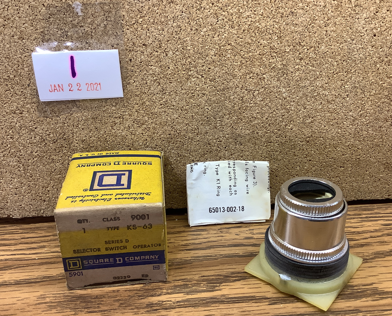 Used Square D Class 9001 Type KS-63 Selector Switch Operator INCOMPLETE