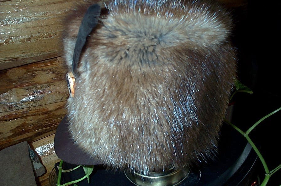 MOUNTAIN MAN, MUSKRAT FUR CAP