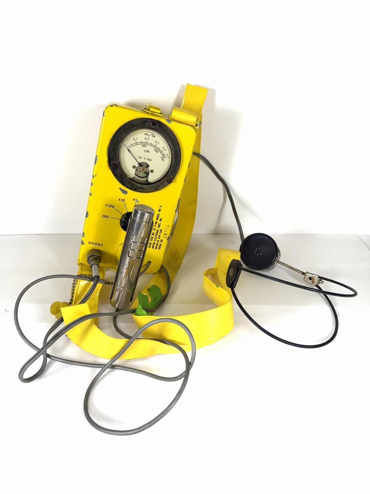 Vintage Yellow Radiological Survey Meter Geiger Counter