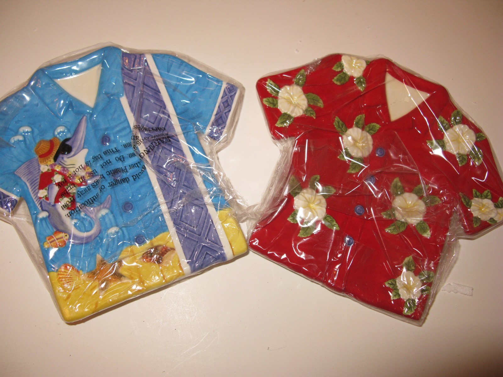 2 ChristopherRadko LAUA Hawaiian Shirt decorative Candy Dishes plates New in Box