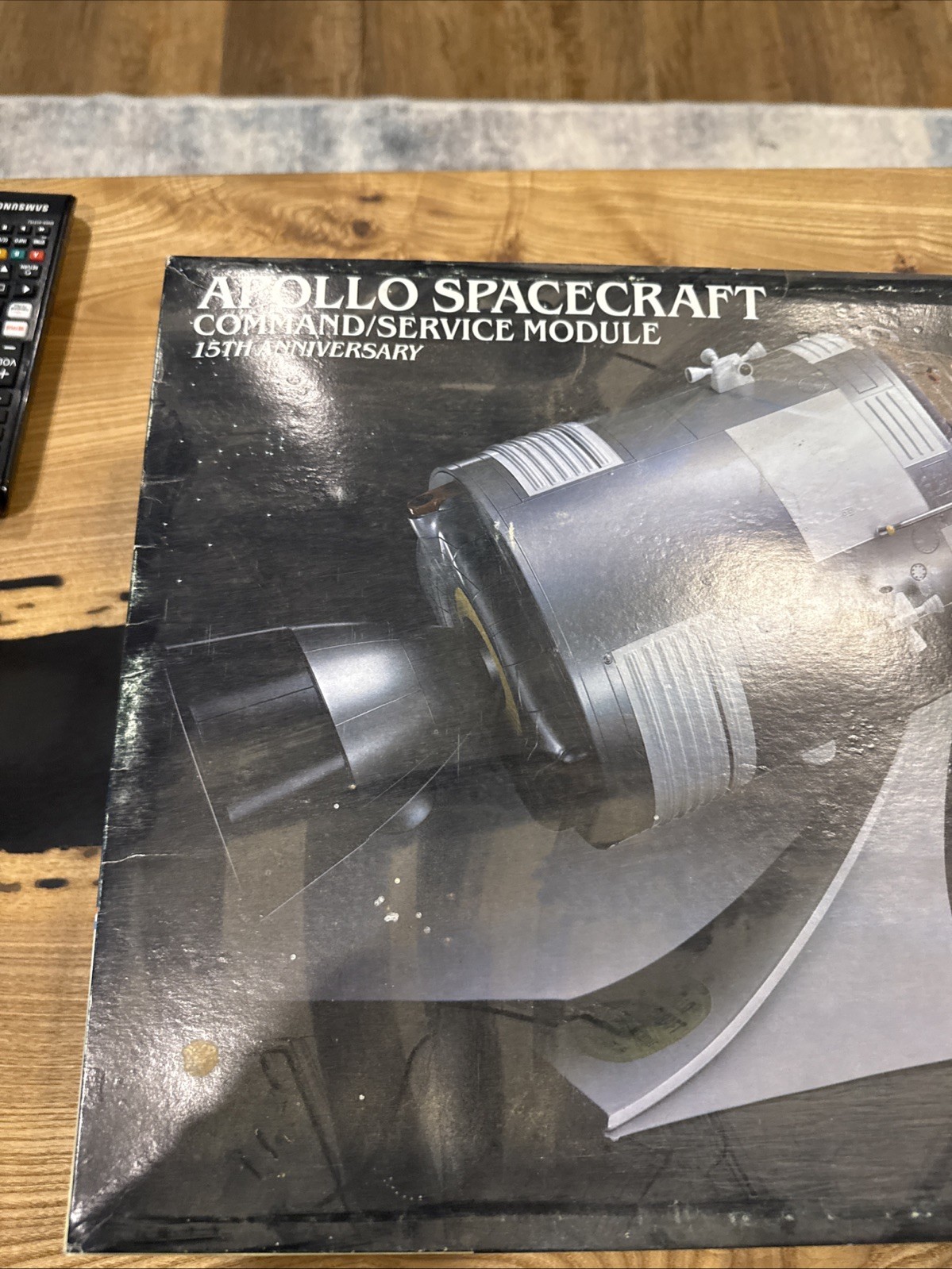 Monogram 1:32 Heritage Edition Apollo Spacecraft Command Service Module Opened