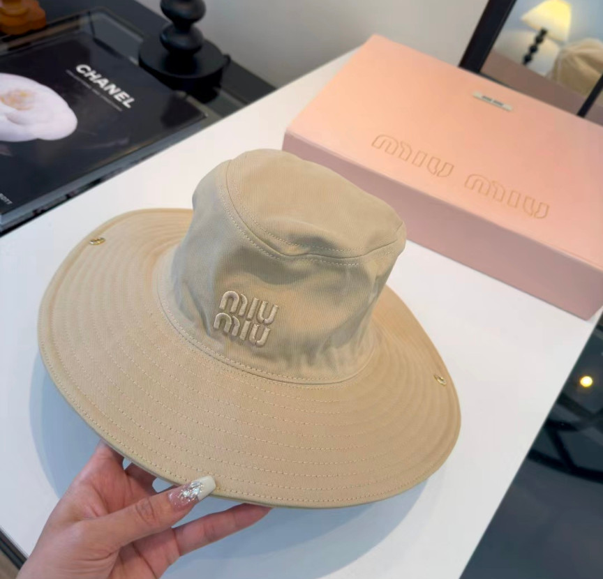 Miu Miu Embroidered Logo Drill Hat Beige 56-57cm No Box New